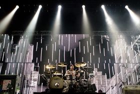 In Pictures: Travis Barker live with Blink-182