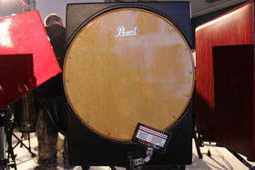 NAMM 2014: Pearl stand in pictures