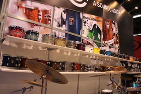 NAMM 2014: Dixon Drums stand in pictures
