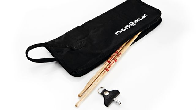 Subscribe to Rhythm and get Joey Jordison Signature gifts