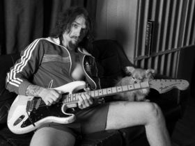 The Darkness new album for March 2012