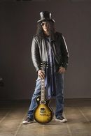 Ronnie Wood gave Slash guitar lessons
