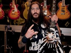 Video: Machine Head new album sessions