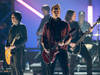 Queens Of The Stone Age - No One Knows ((Steve Marcus/Reuters/Corbis))