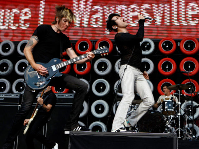 AFI – Girl's Not Grey