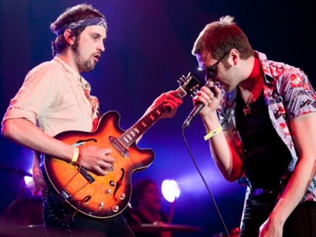 Kasabian – Underdog