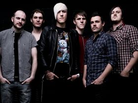 The Blackout play live with Limp Bizkit