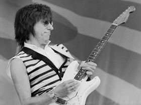 Jeff Beck: "I'd play with the Rolling Stones"