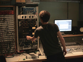 Gallery: Michael Kiwanuka in the studio