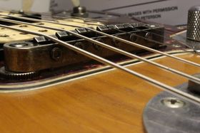Fender Kurt Cobain Jaguar: Unboxed