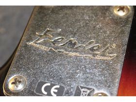 Fender Kurt Cobain Jaguar: Unboxed