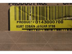 Fender Kurt Cobain Jaguar: Unboxed