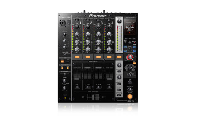 Musikmesse 2013: Pioneer unveils the DJM-750 mixer