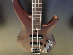NAMM 2014: Yamaha booth in pictures - basses